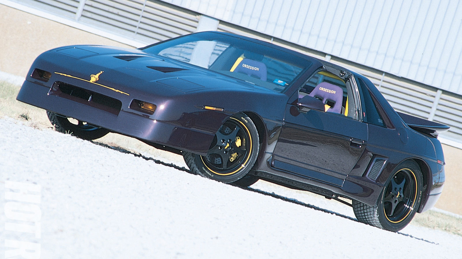 Фото автомобиля Pontiac Fiero