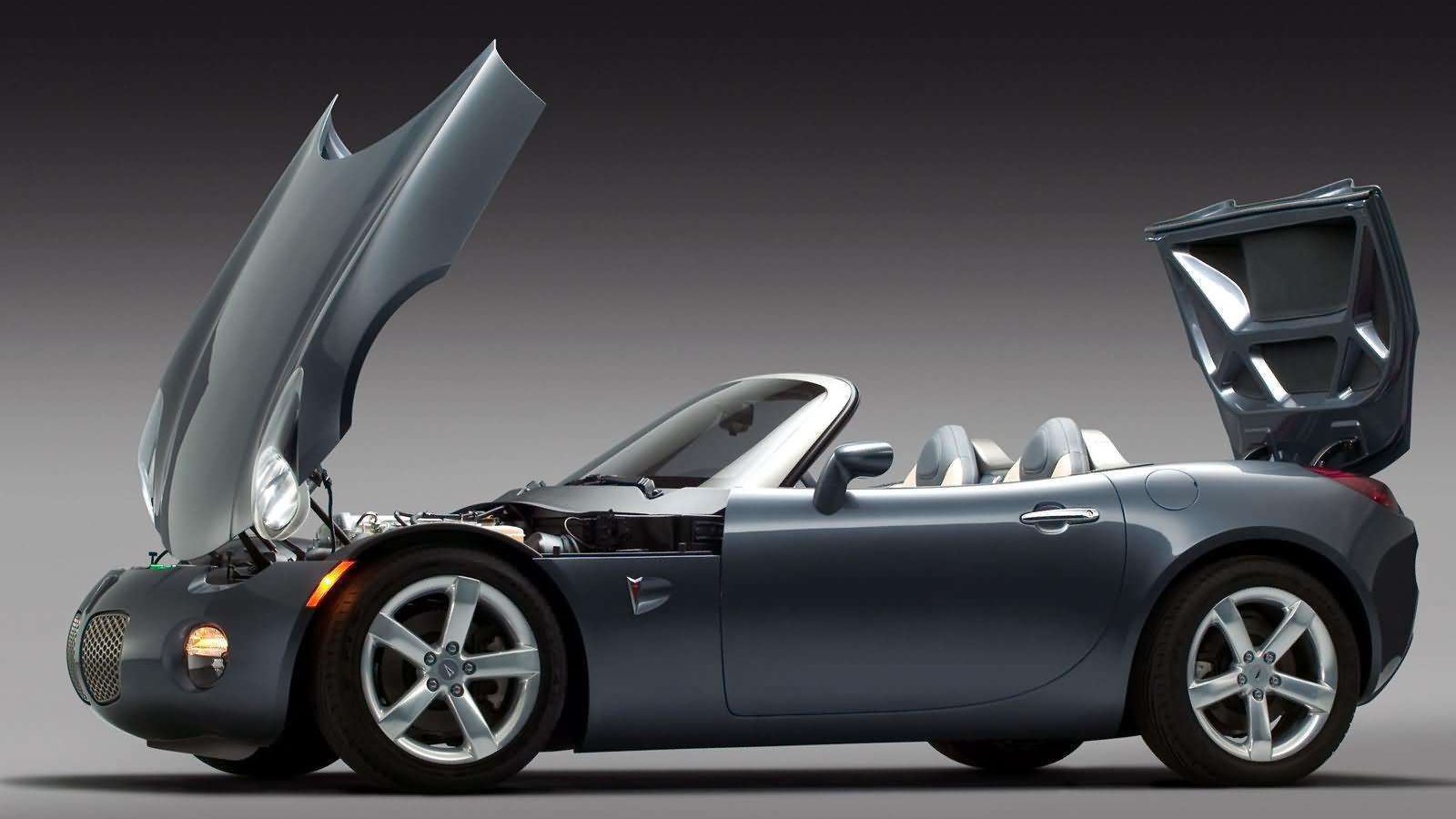 Надежная машина Pontiac Solstice