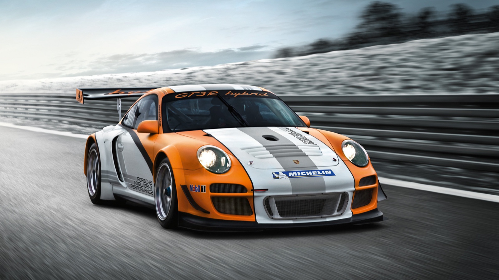 Гибрид Porsche gt3