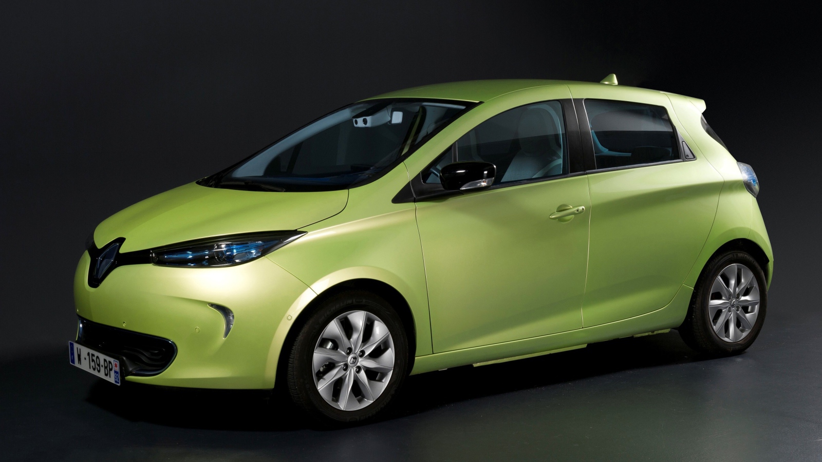 Красивый автомобиль Renault Next Two 2014  в Москве