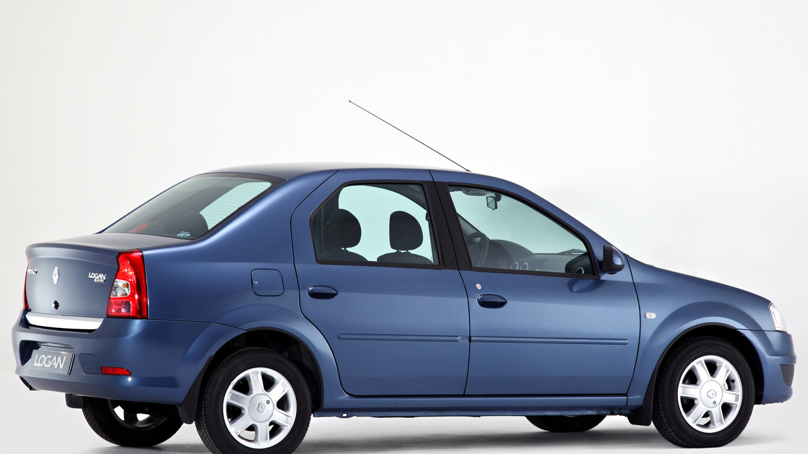 Дизайн автомобиля Renault Logan