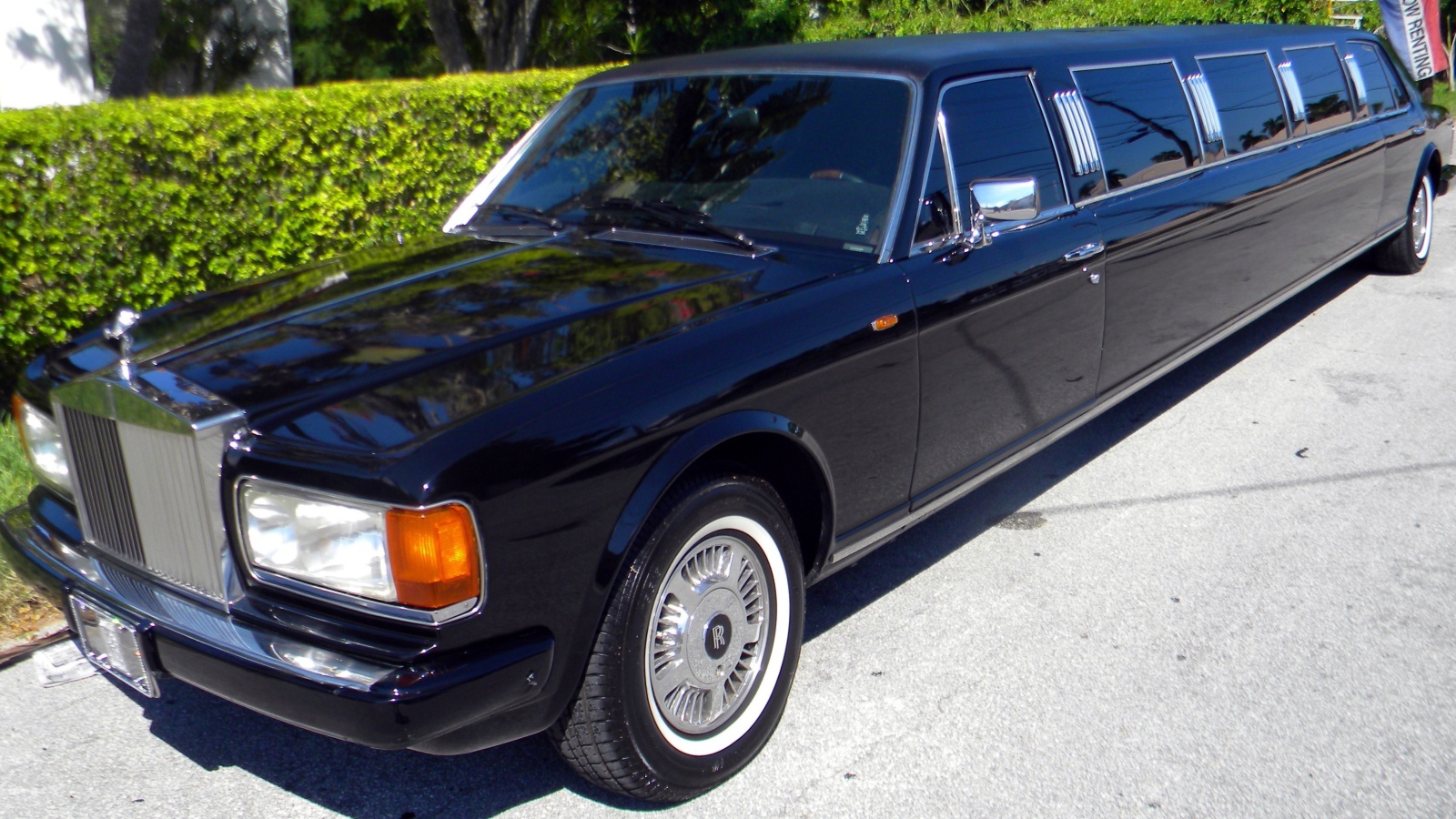 Тест драйв автомобиля Rolls Royce Silver Spirit