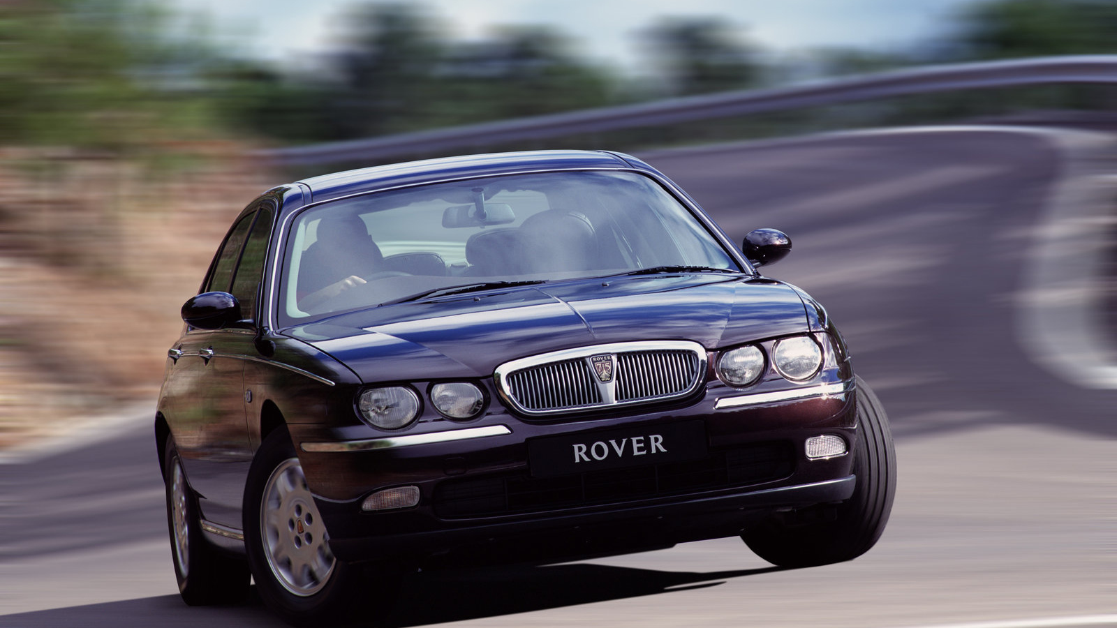 Автомобиль марки Rover модели 75