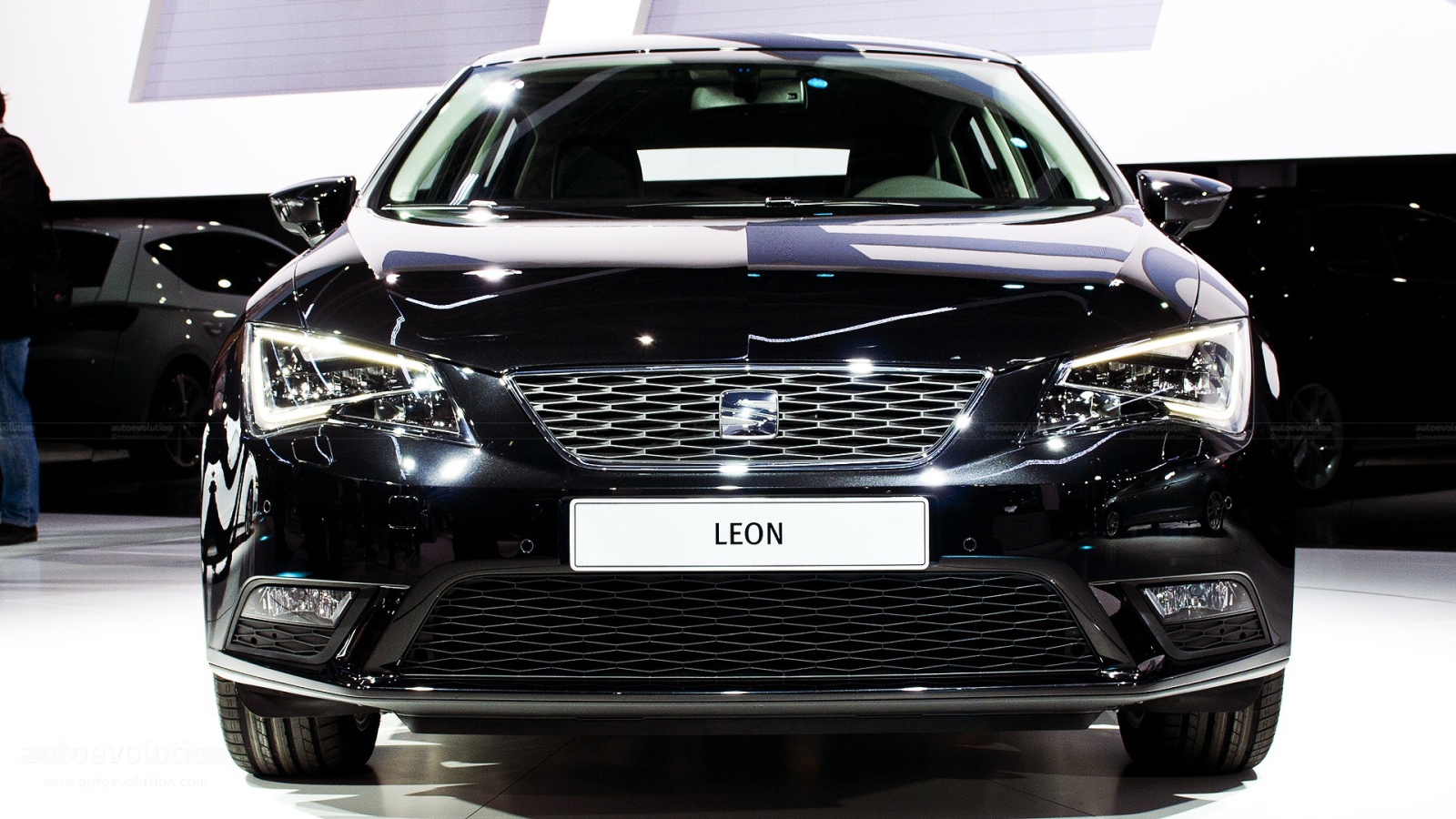 Новый автомобиль Seat leon