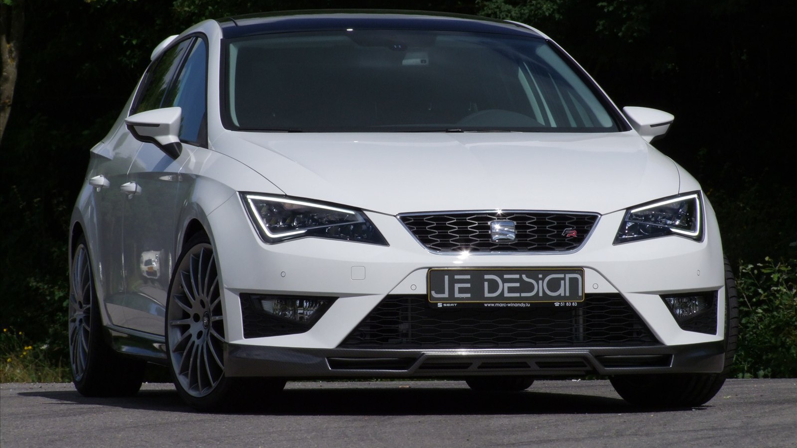 Надежный автомобиль Seat Leon 2014