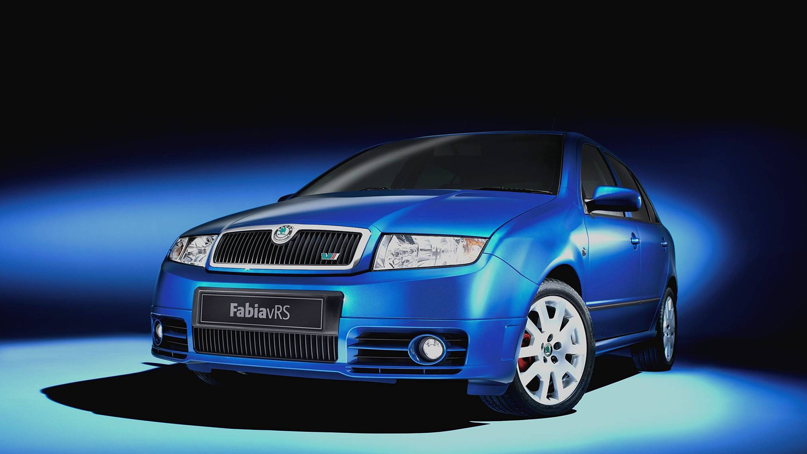 Красивый автомобиль Skoda Fabia в Москве