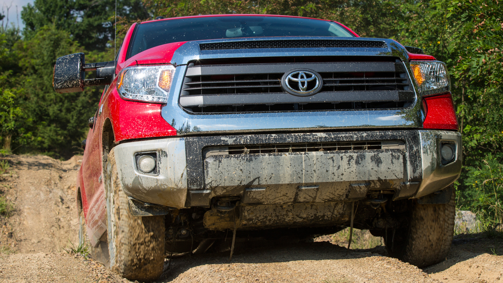 Автомобиль марки Toyota Tundra 2014