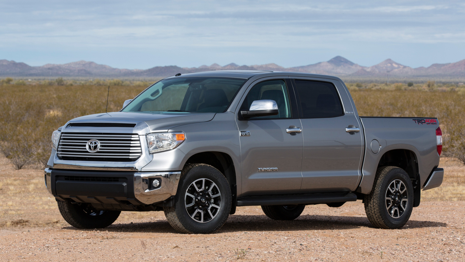Надежная машина Toyota Tundra 2014