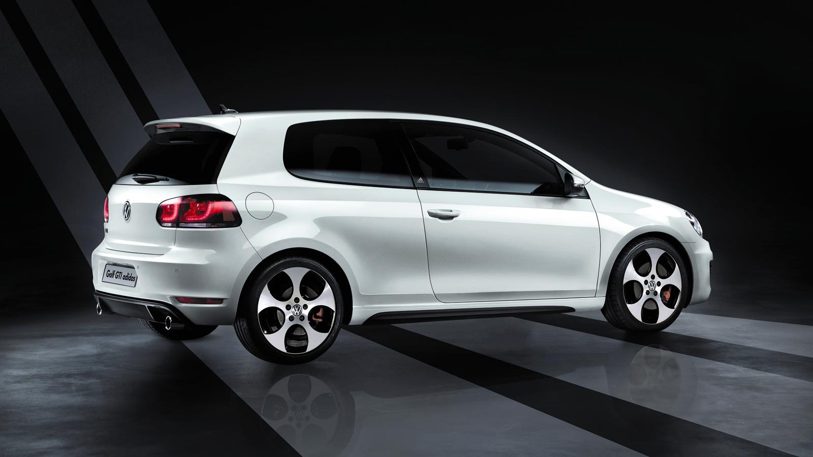 Дизайн автомобиля Golf GTI 2014 года