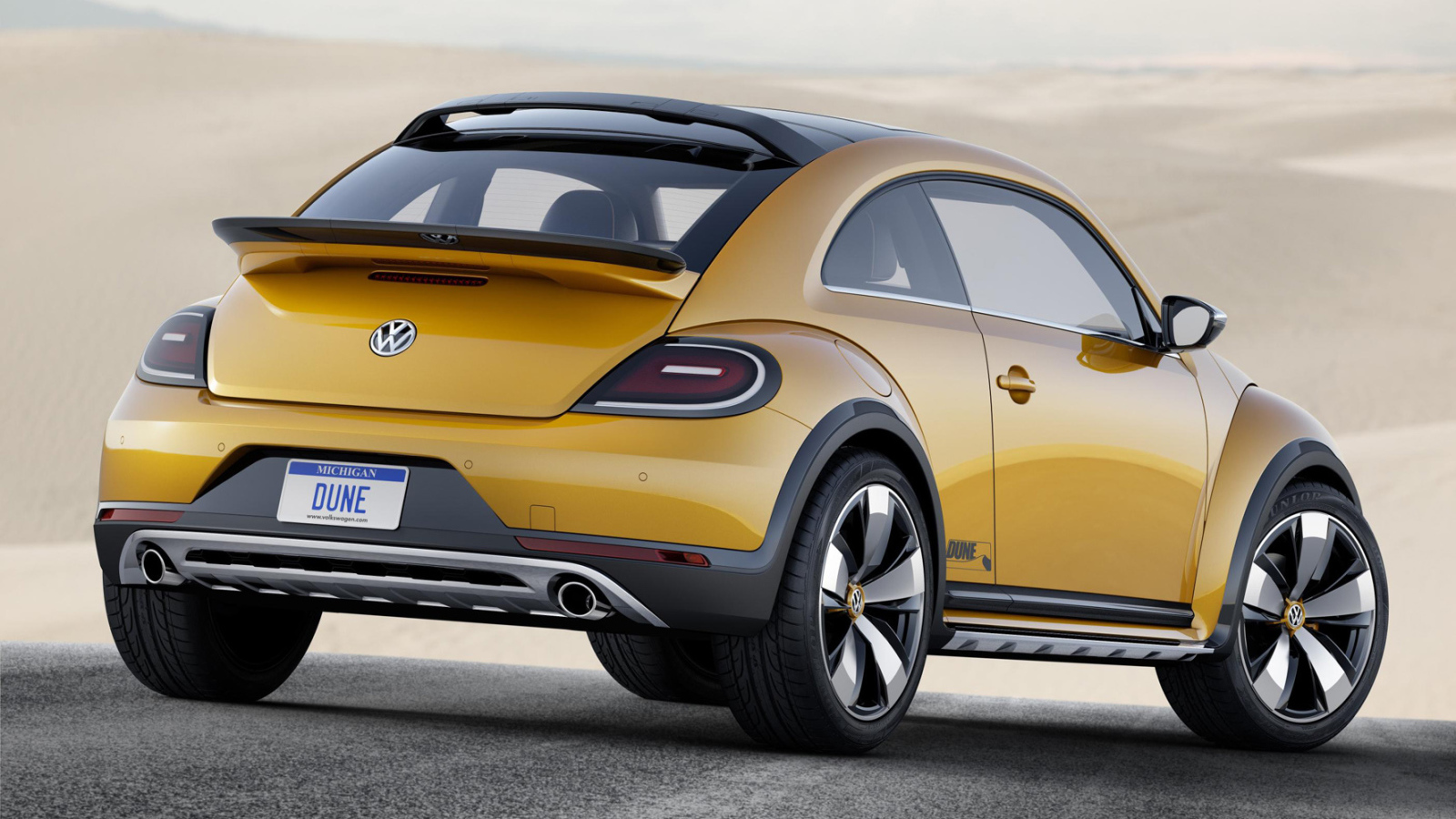 Надежный автомобиль Volkswagen Beetle Dune 2014
