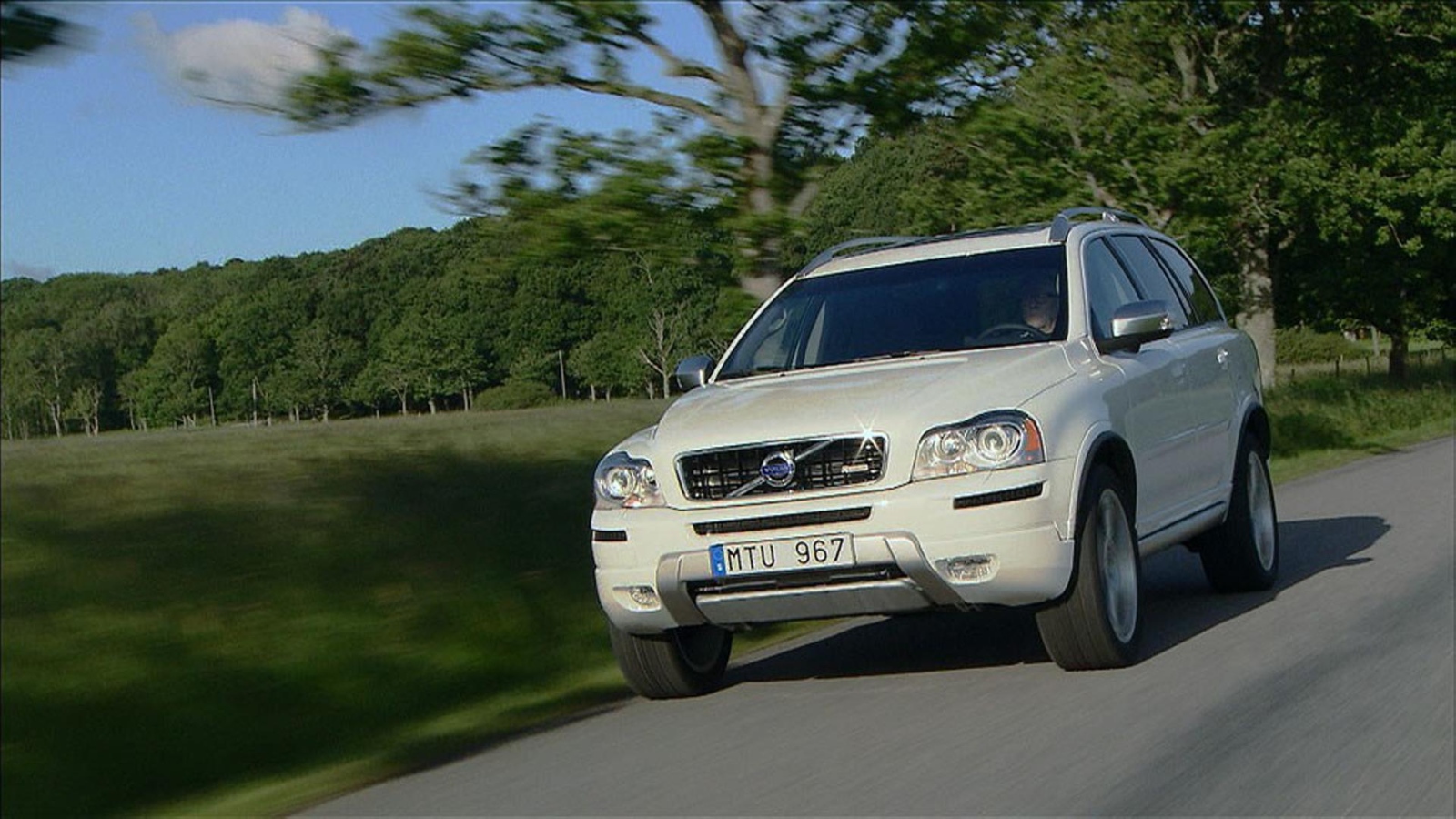 Надежная машина Volvo  xc90 2014