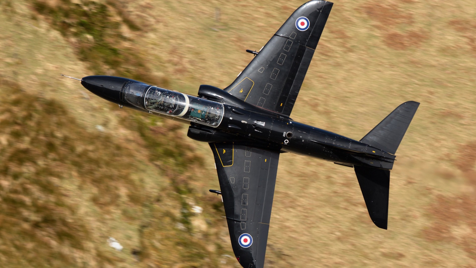 Черный самолет