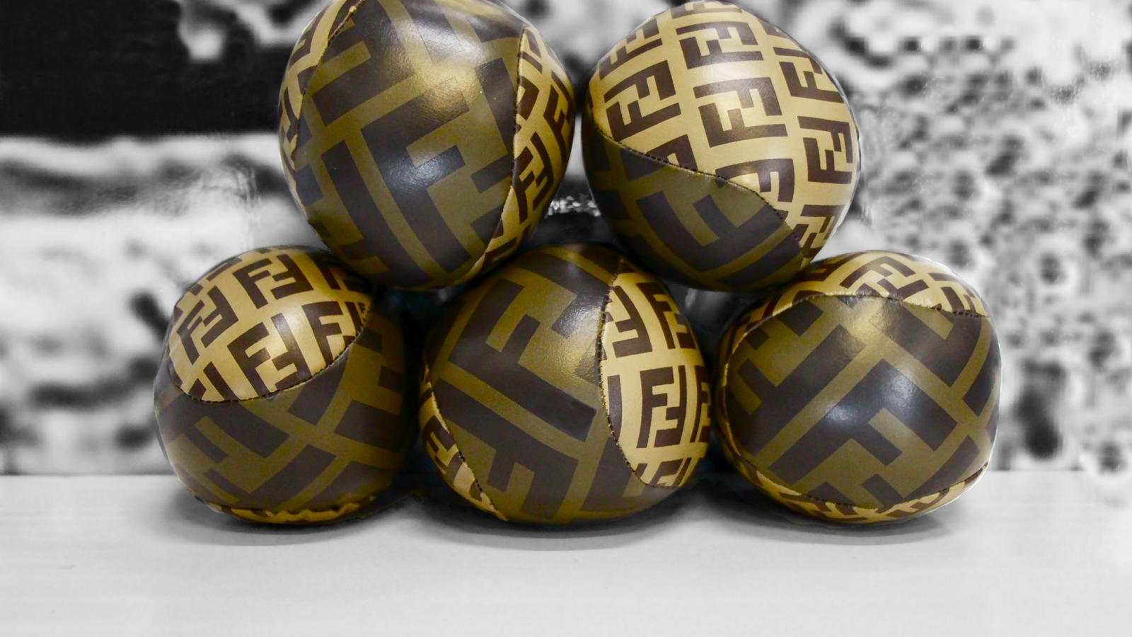 Украшения для дома Fendi