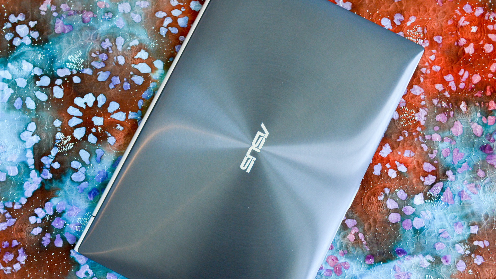 Ноутбук от компании ASUS