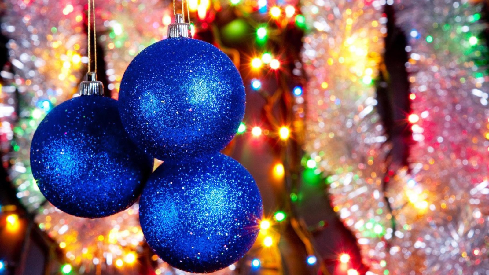 Blue balls for Christmas