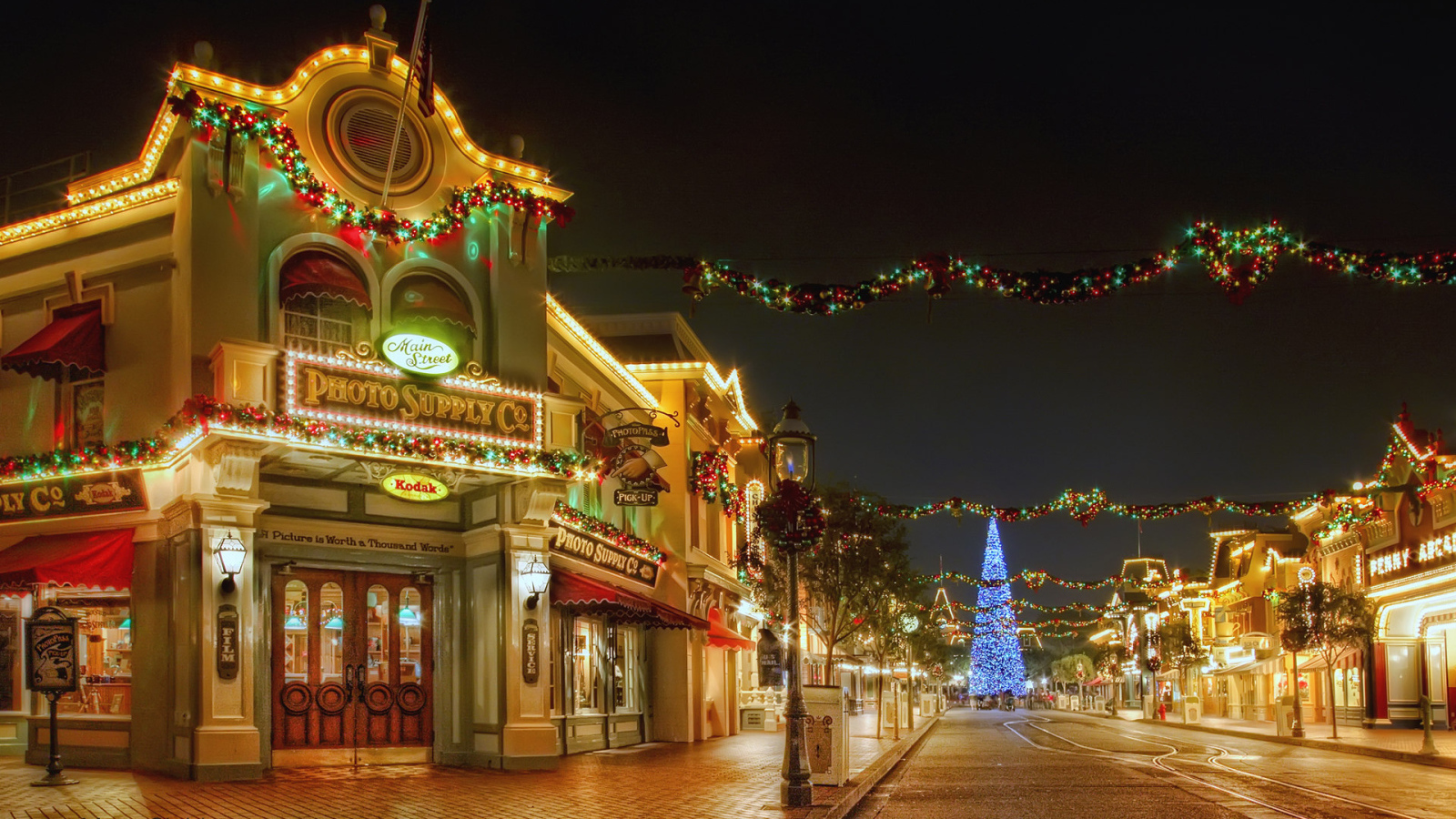 Украшенный город на Рождество