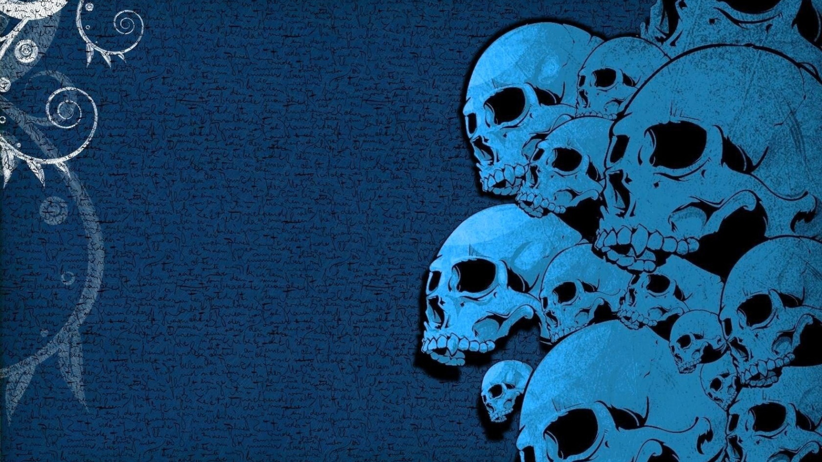 Изображения нескольких черепов