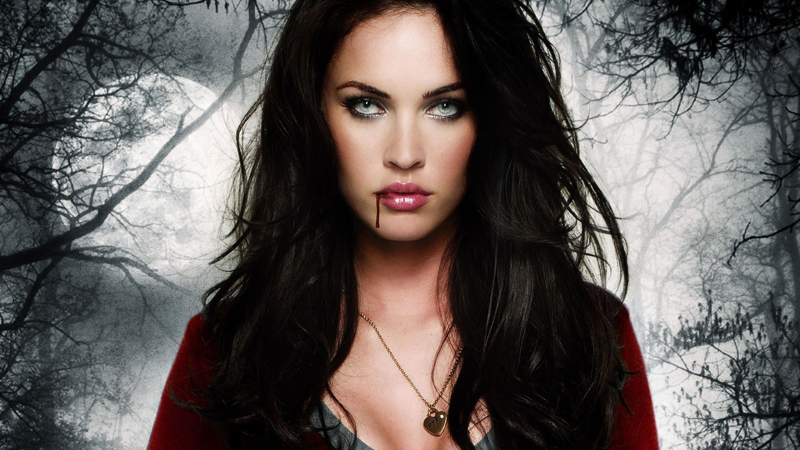 Меган Фокс в роли вампира