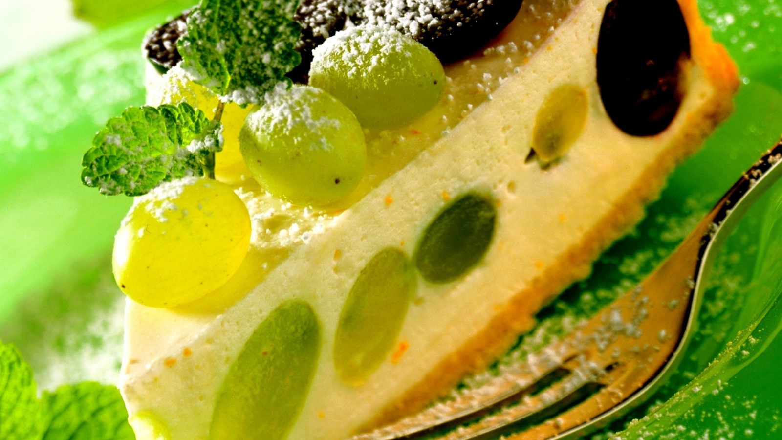 Торт с виноградом