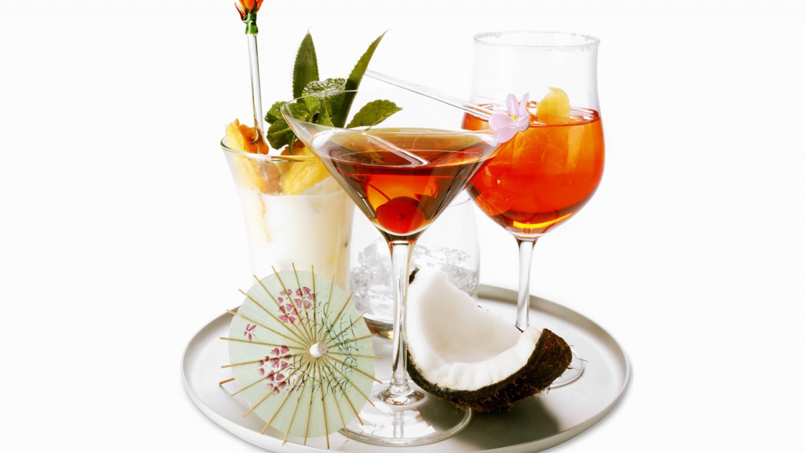 Тропические коктейли