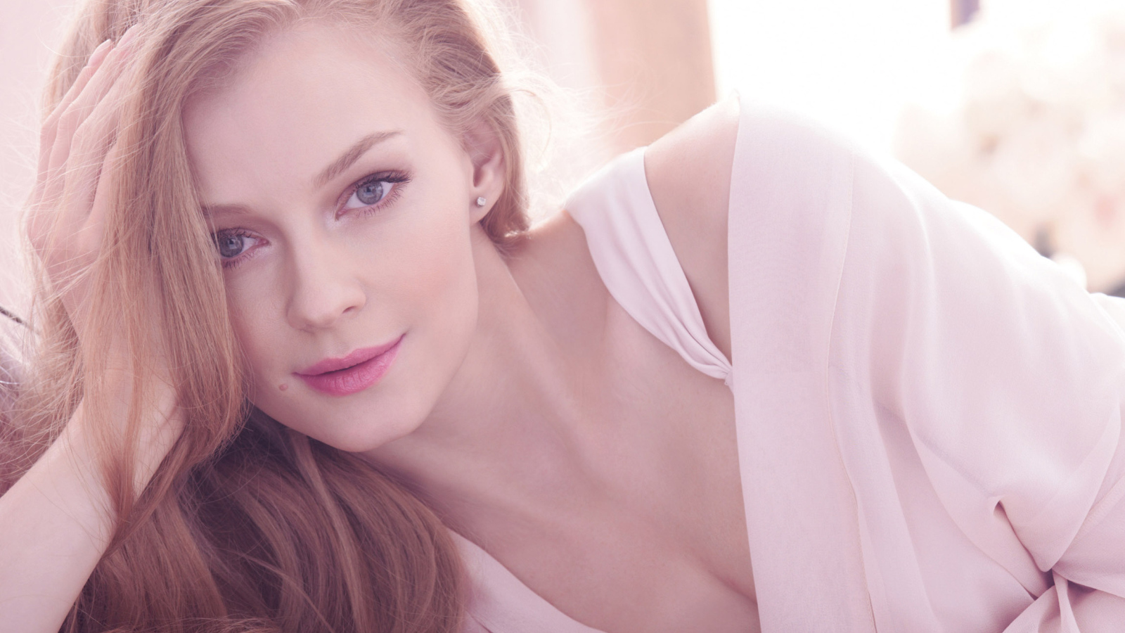 Знаменитая Светлана Ходченкова