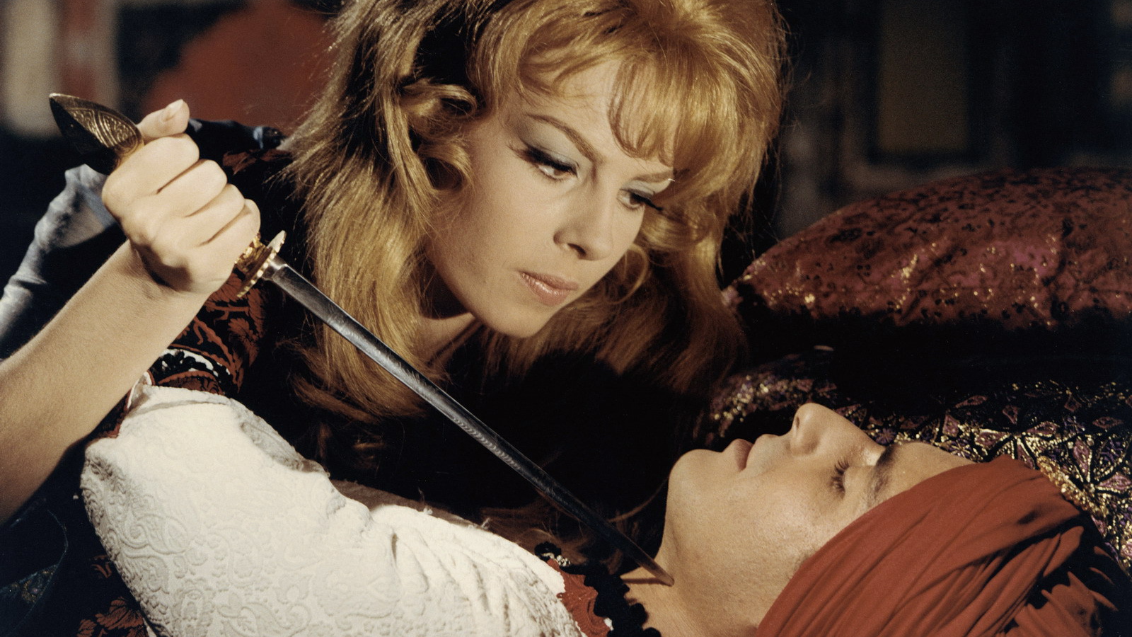 Популярная Елена Корикова