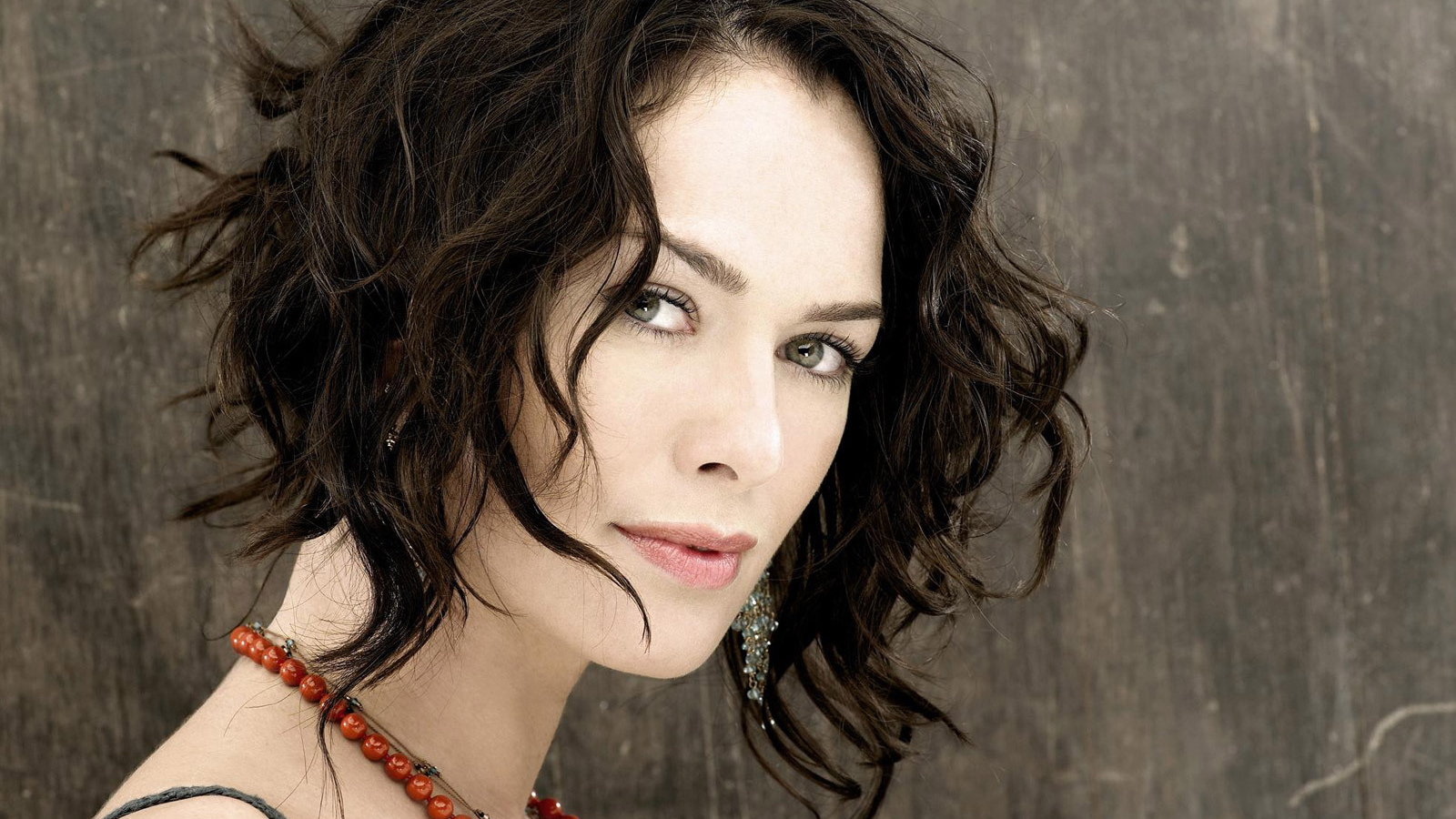 Знаменитая Лина Хиди