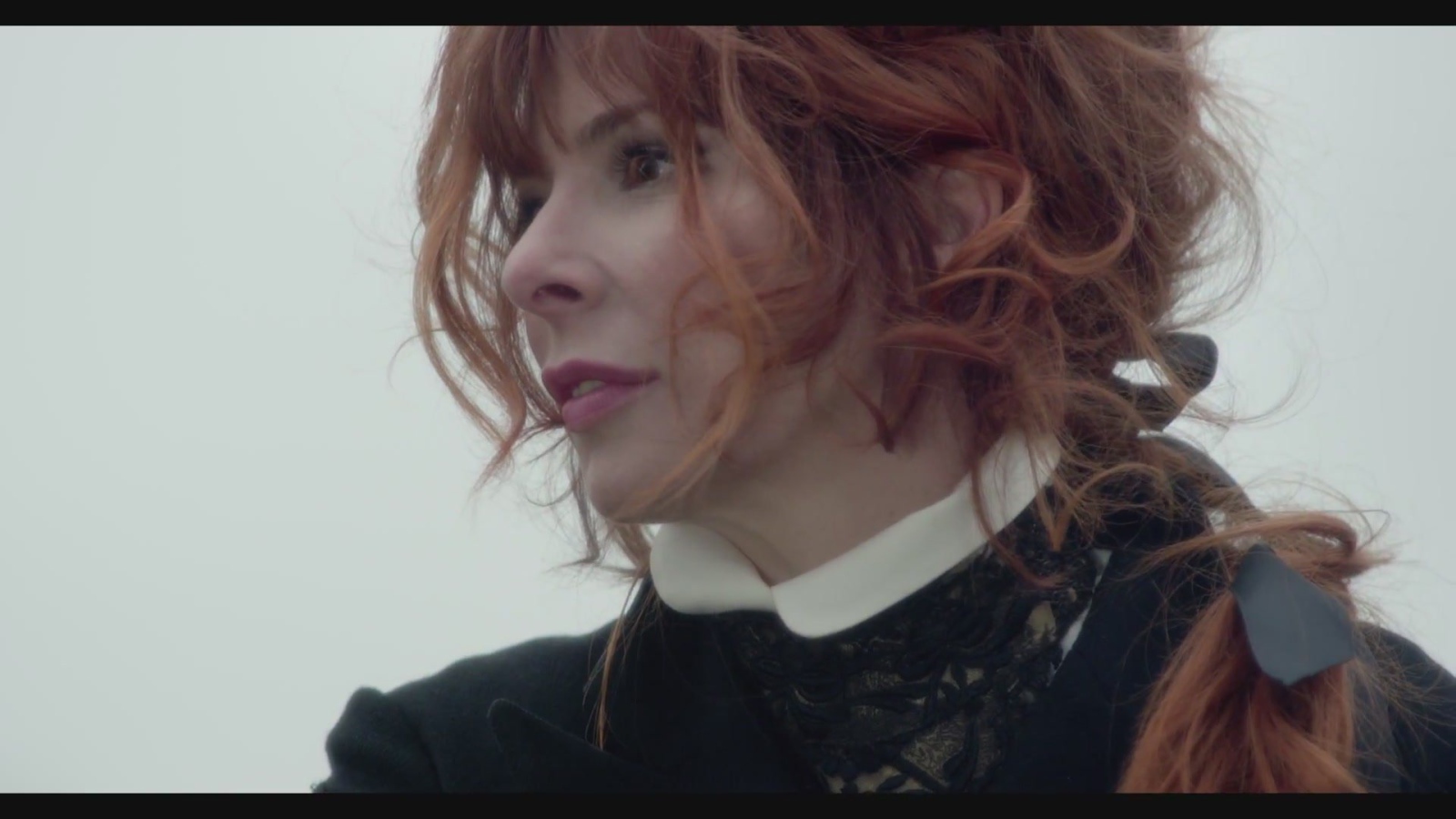 Красивая Милен Фармер