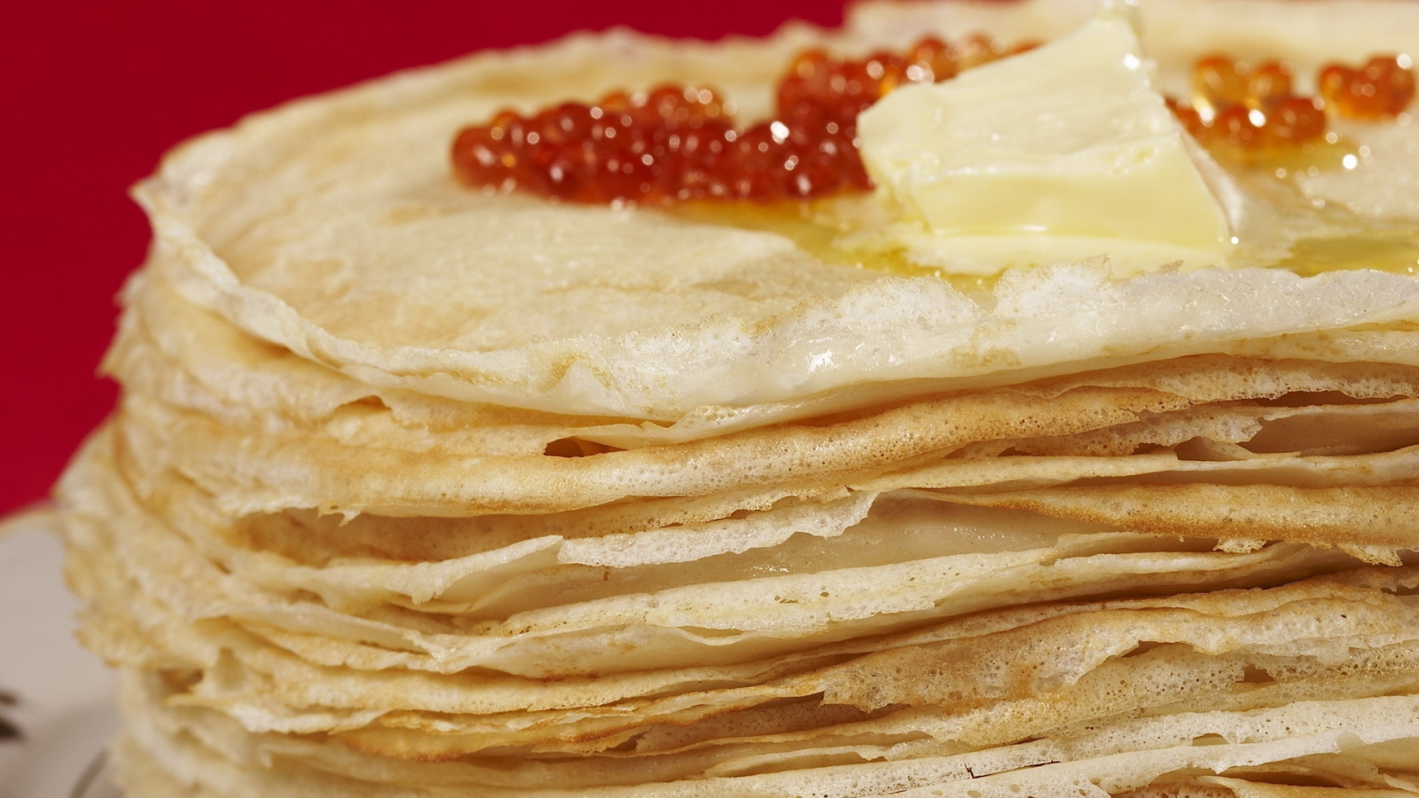 Блины с икрой на Масленицу