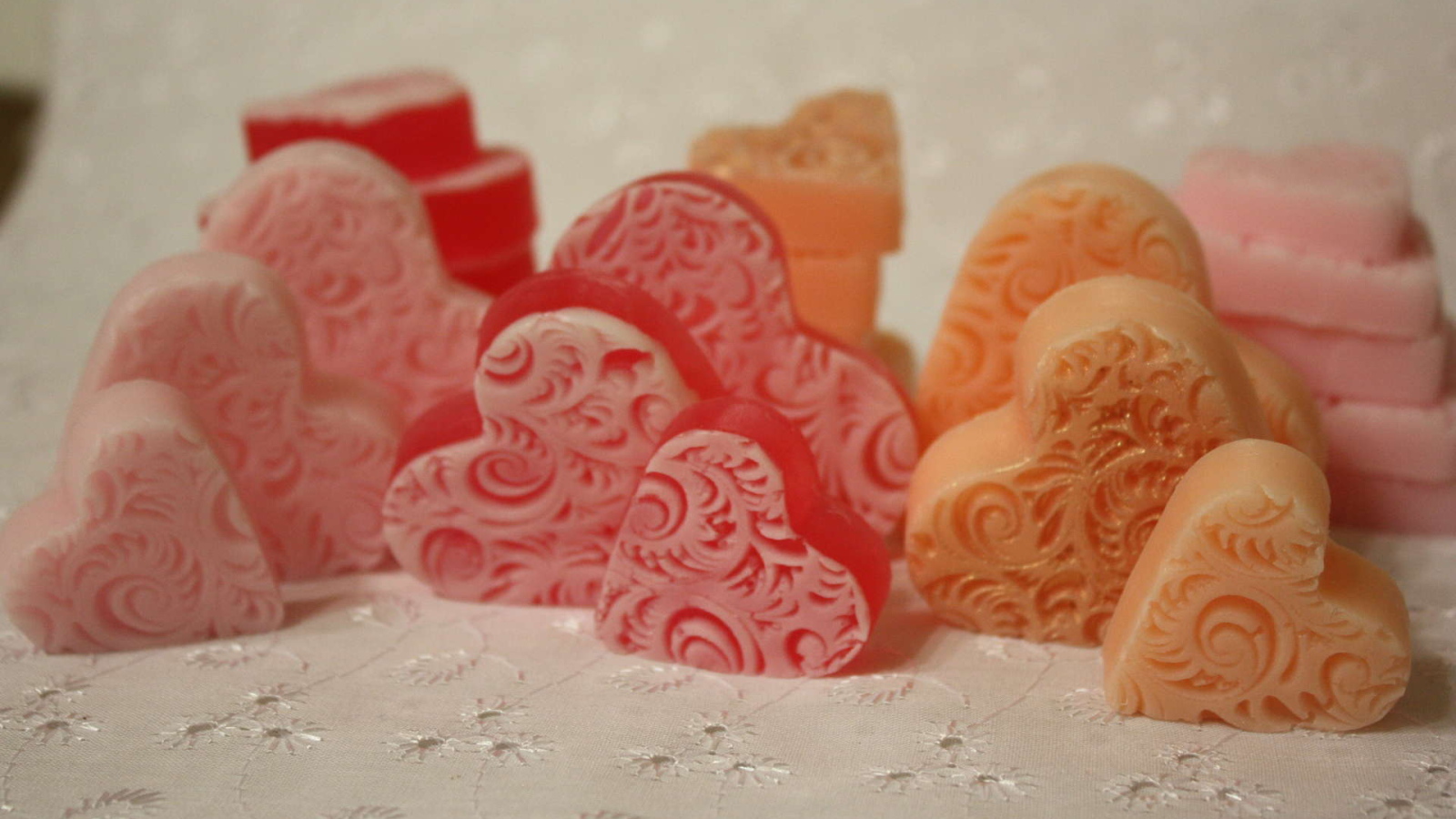 Мыло в форме  сердца на День Святого Валентина 14 февраля