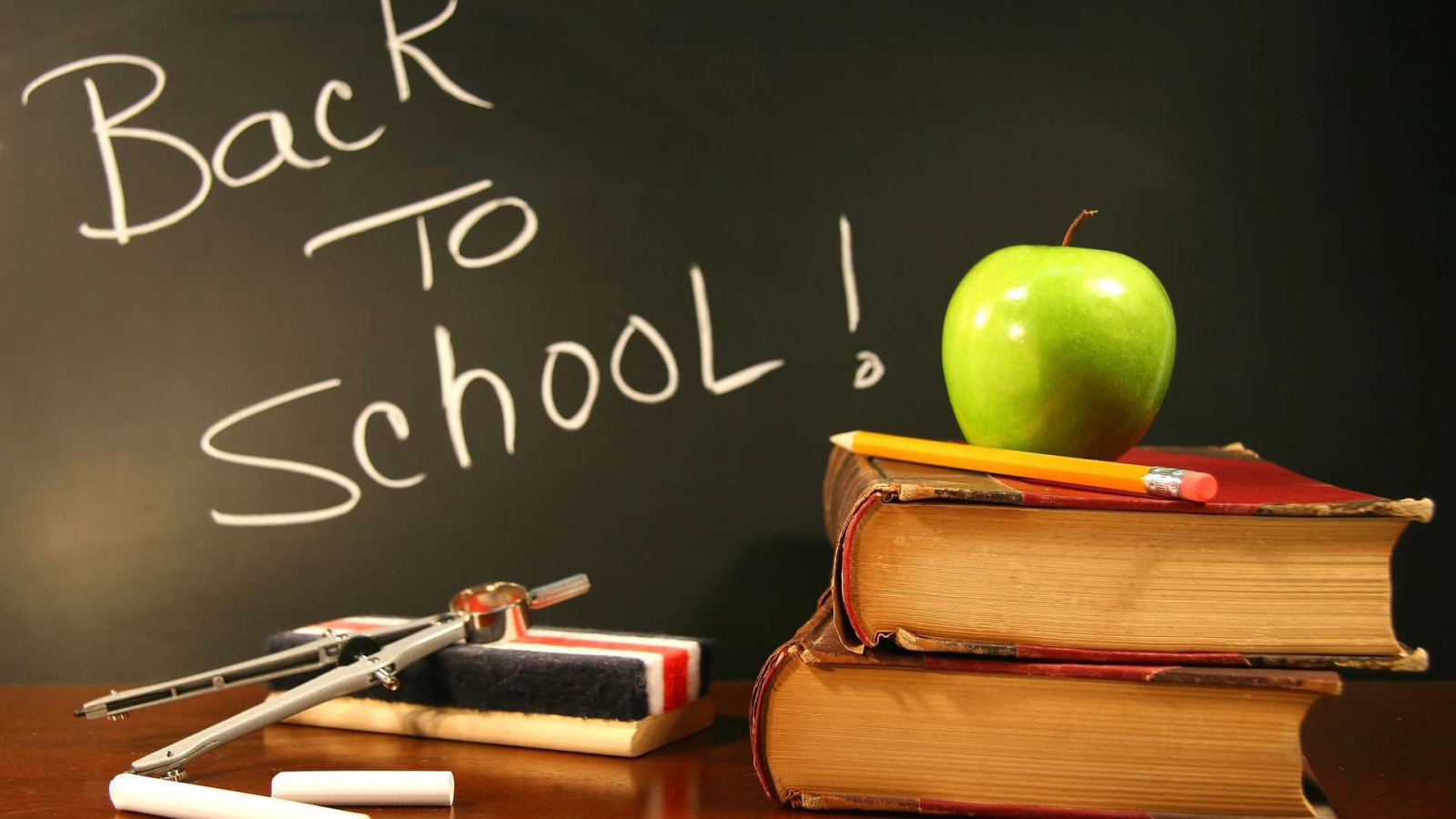 Школьный праздник День знаний 1 сентября