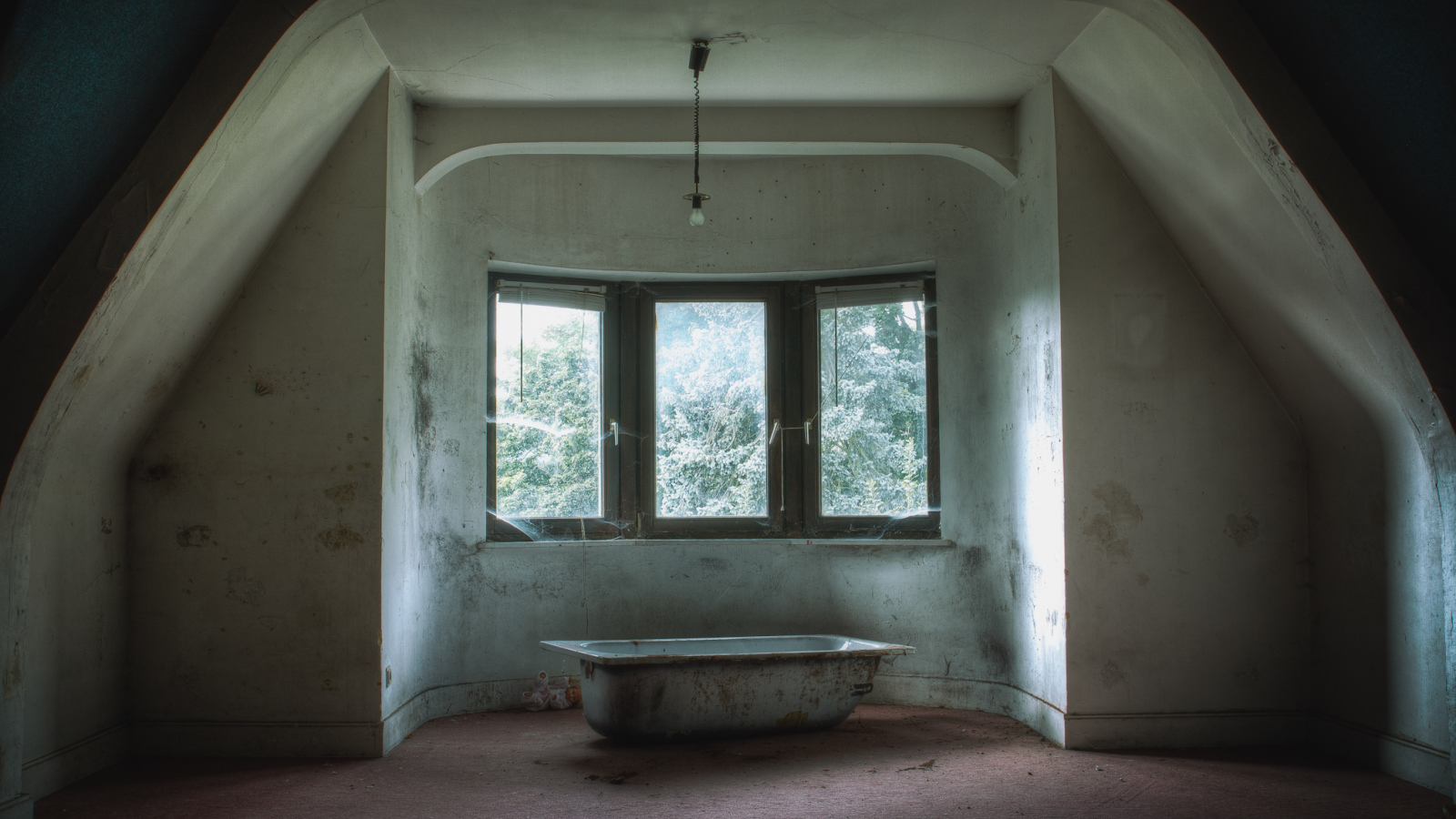 Заброшенный дом