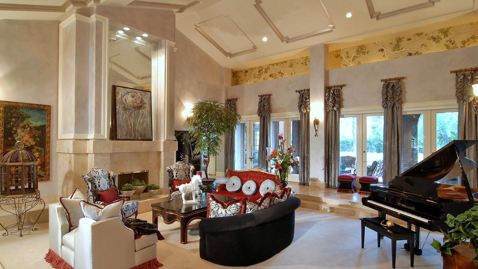 Зал с роялем