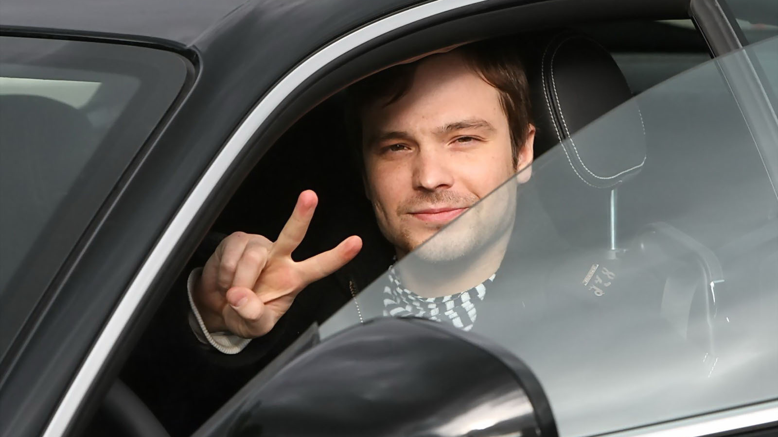 Суперзвезда Алексей Чадов