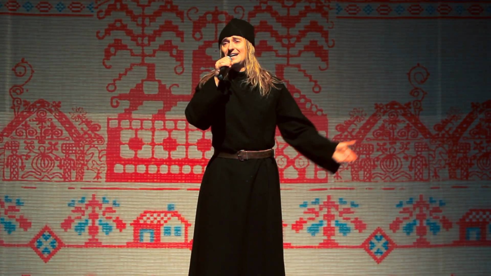 Знаменитый киноактер Сергей Безруков