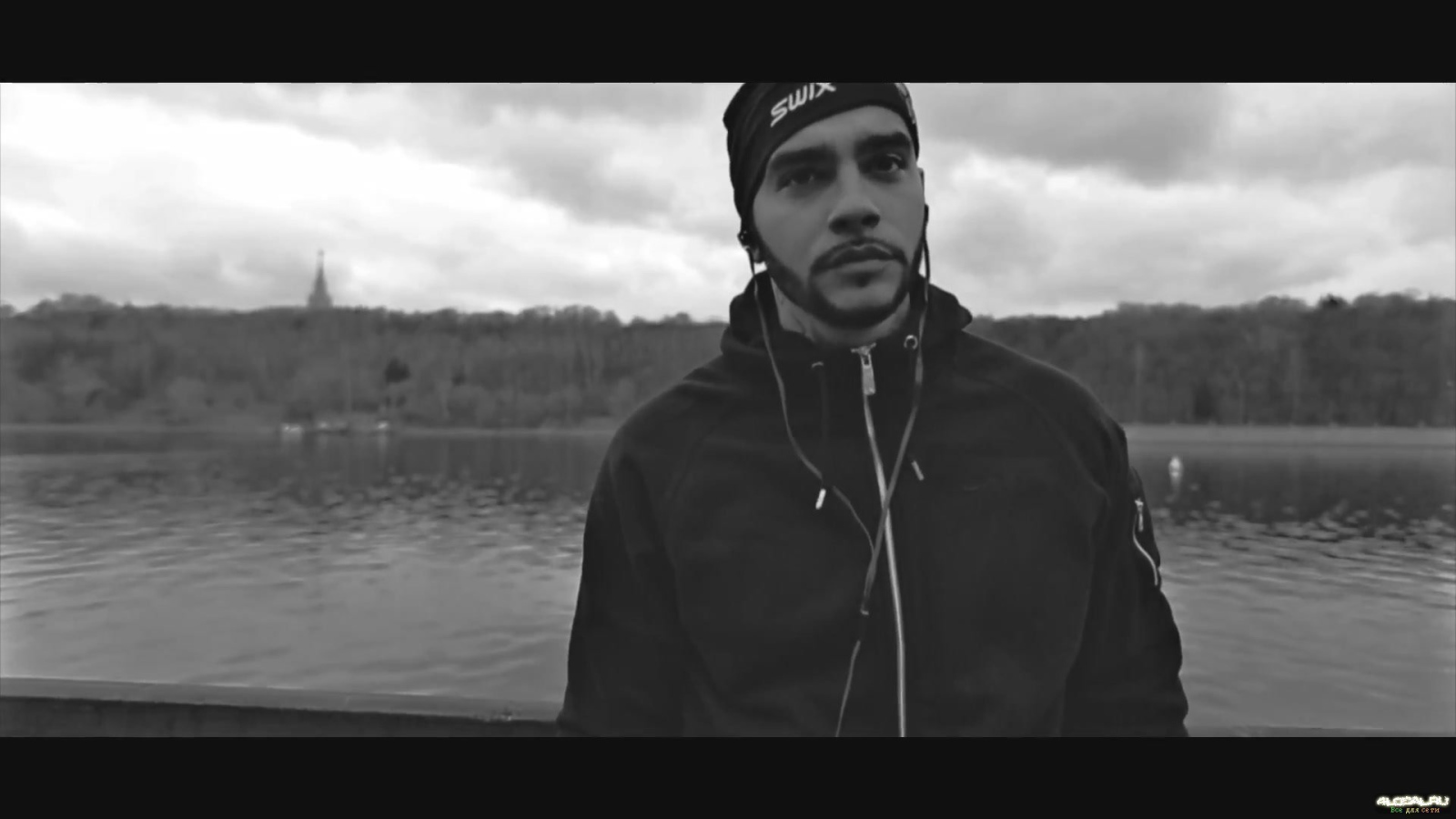 Знаменитый киноактер Тимати