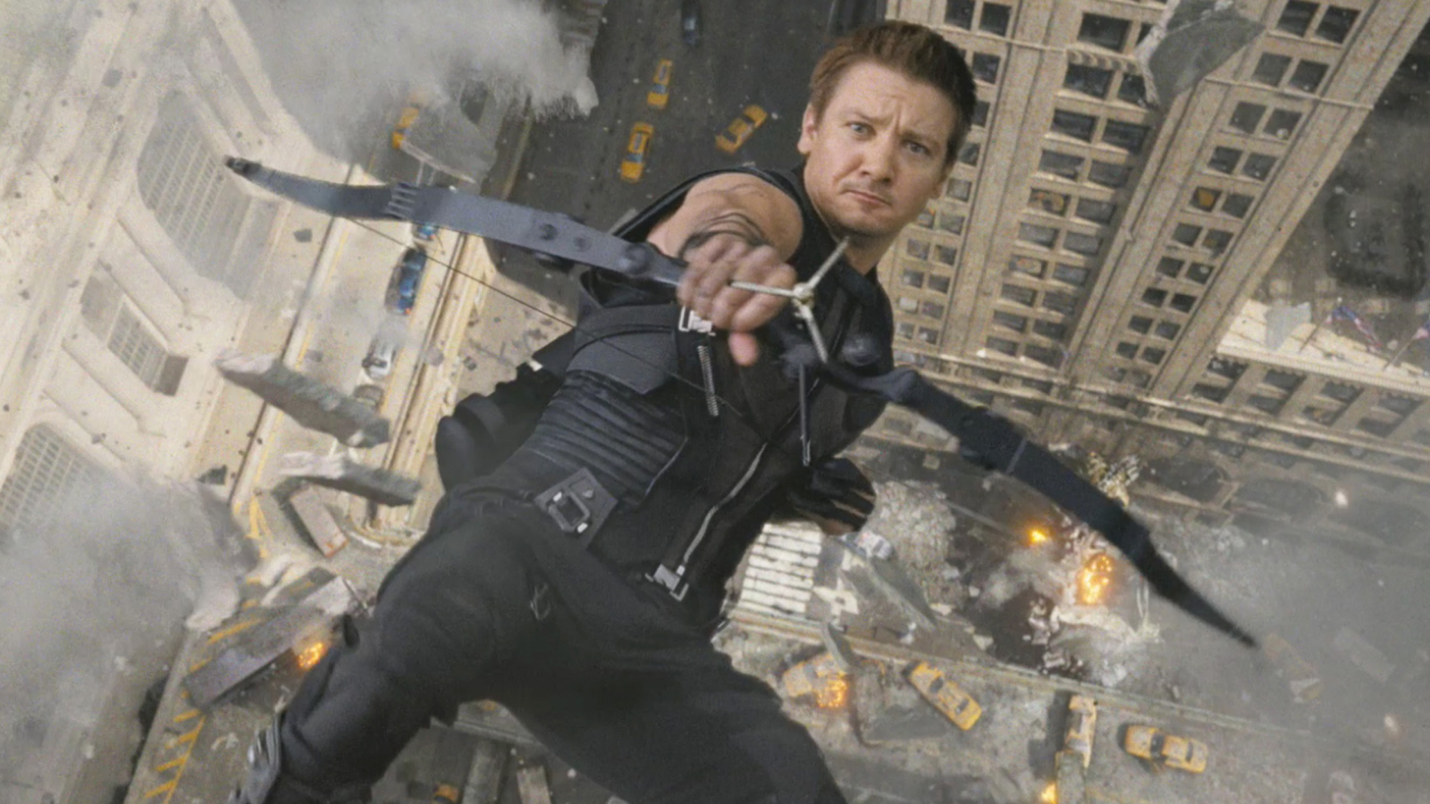 Известный актер Джереми Реннер