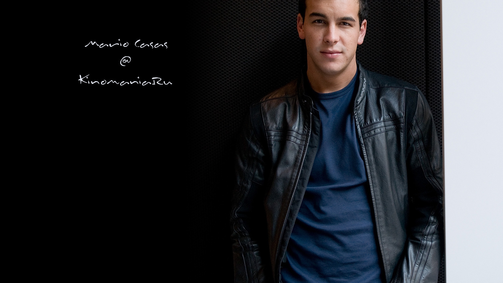 Популярный кино Актер Марио Касас