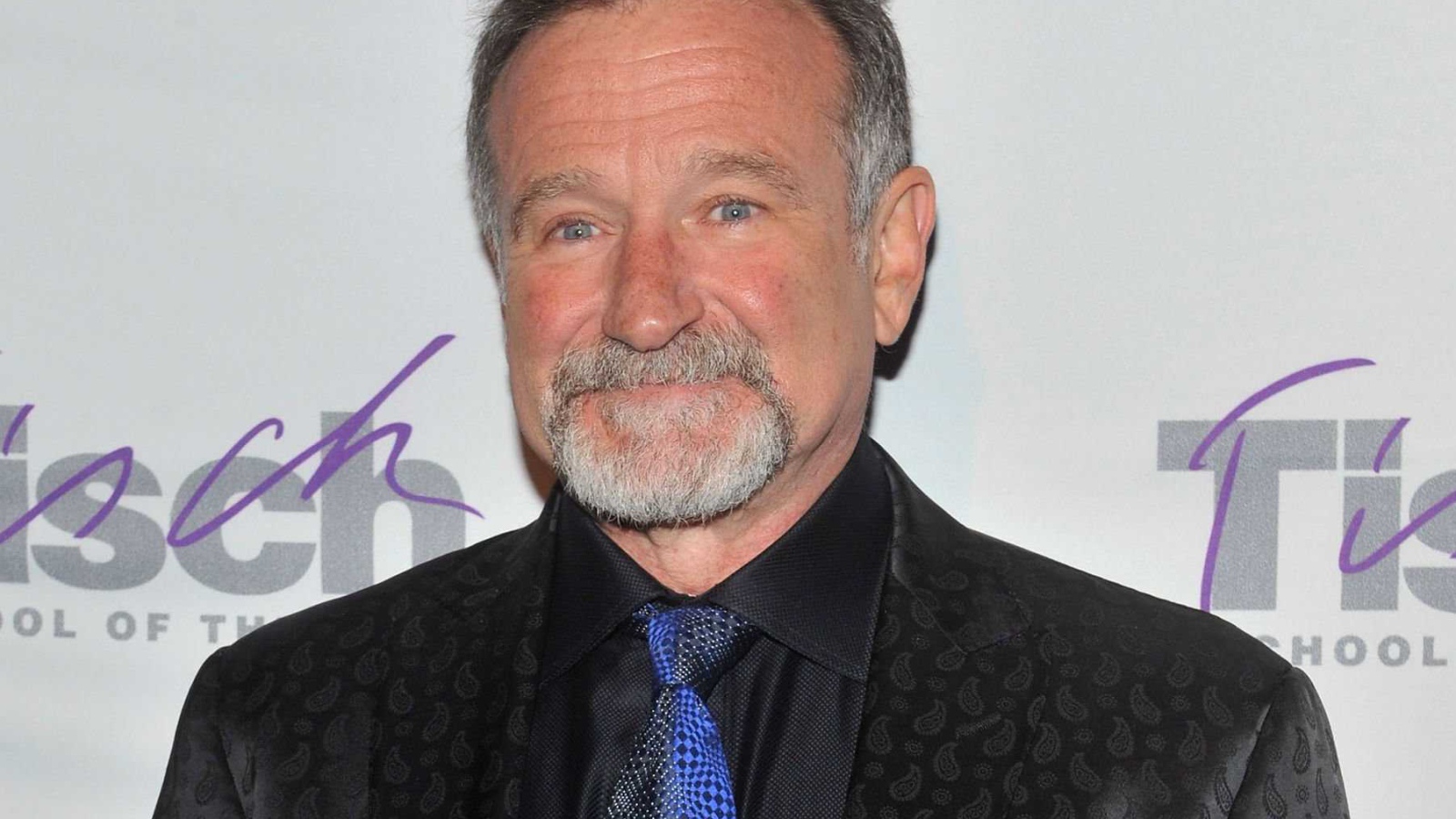 Робин Уильямс с седой бородой