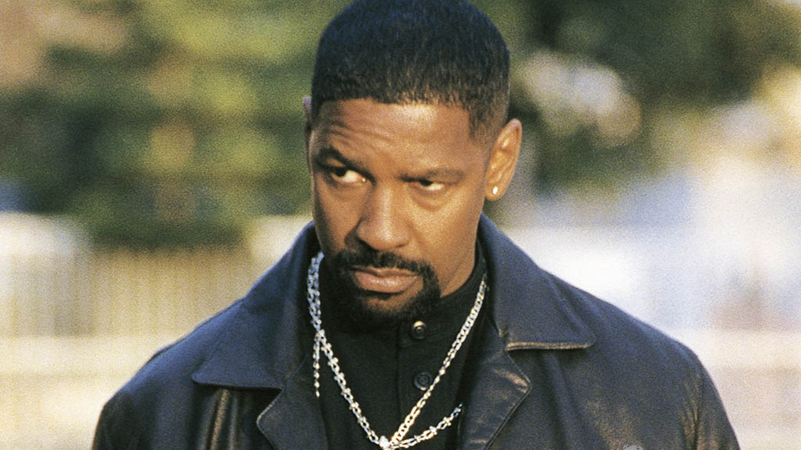 Знаменитый актер Дензел Вашингтон