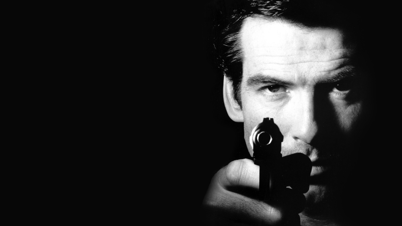 Пирс Броснан актер