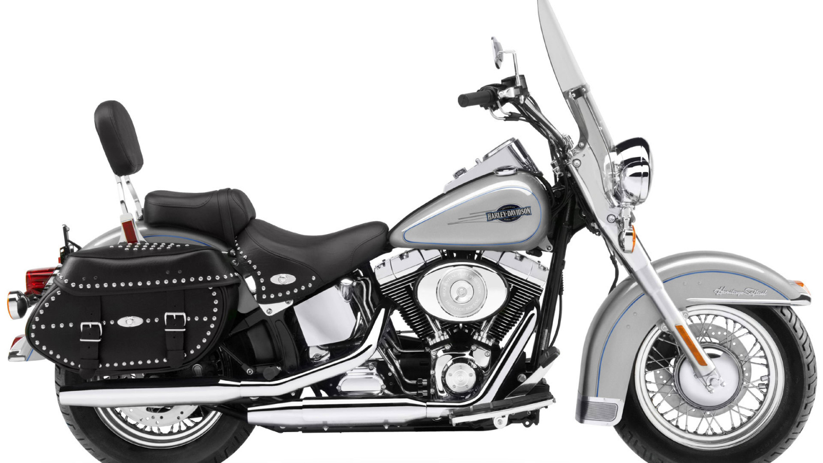 Красивый мотоцикл Harley-Davidson Heritage Softail