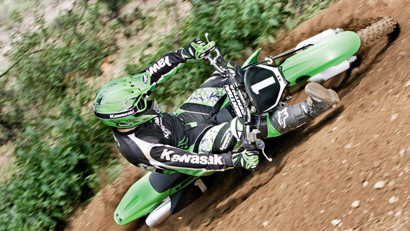 Красивый мотоцикл Kawasaki KX 250 F