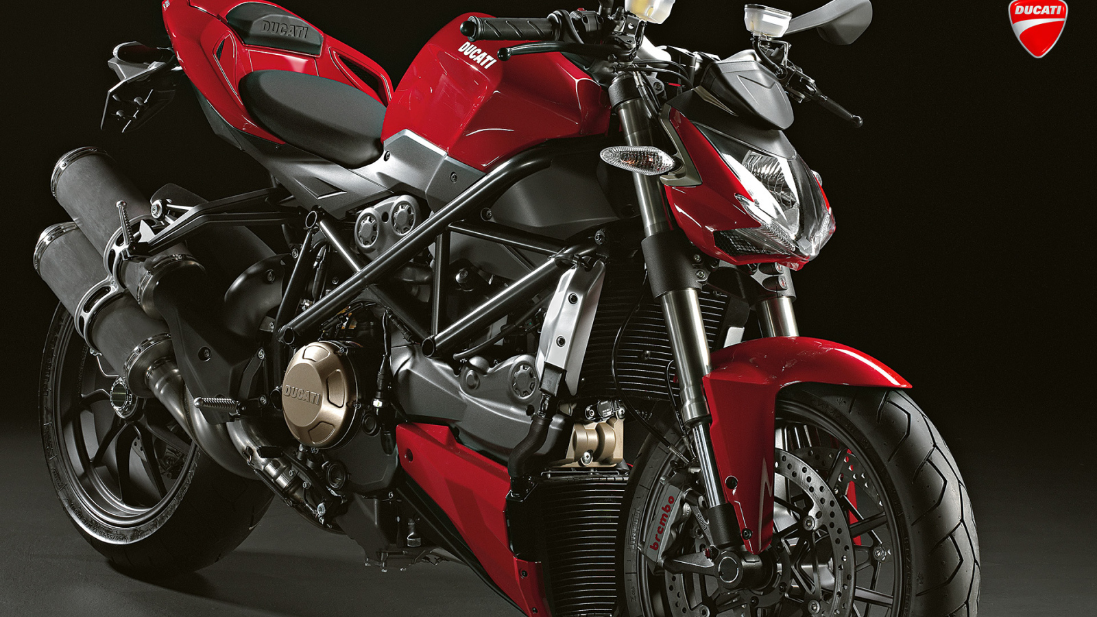 Красивый мотоцикл в москве Ducati Streetfighter 848