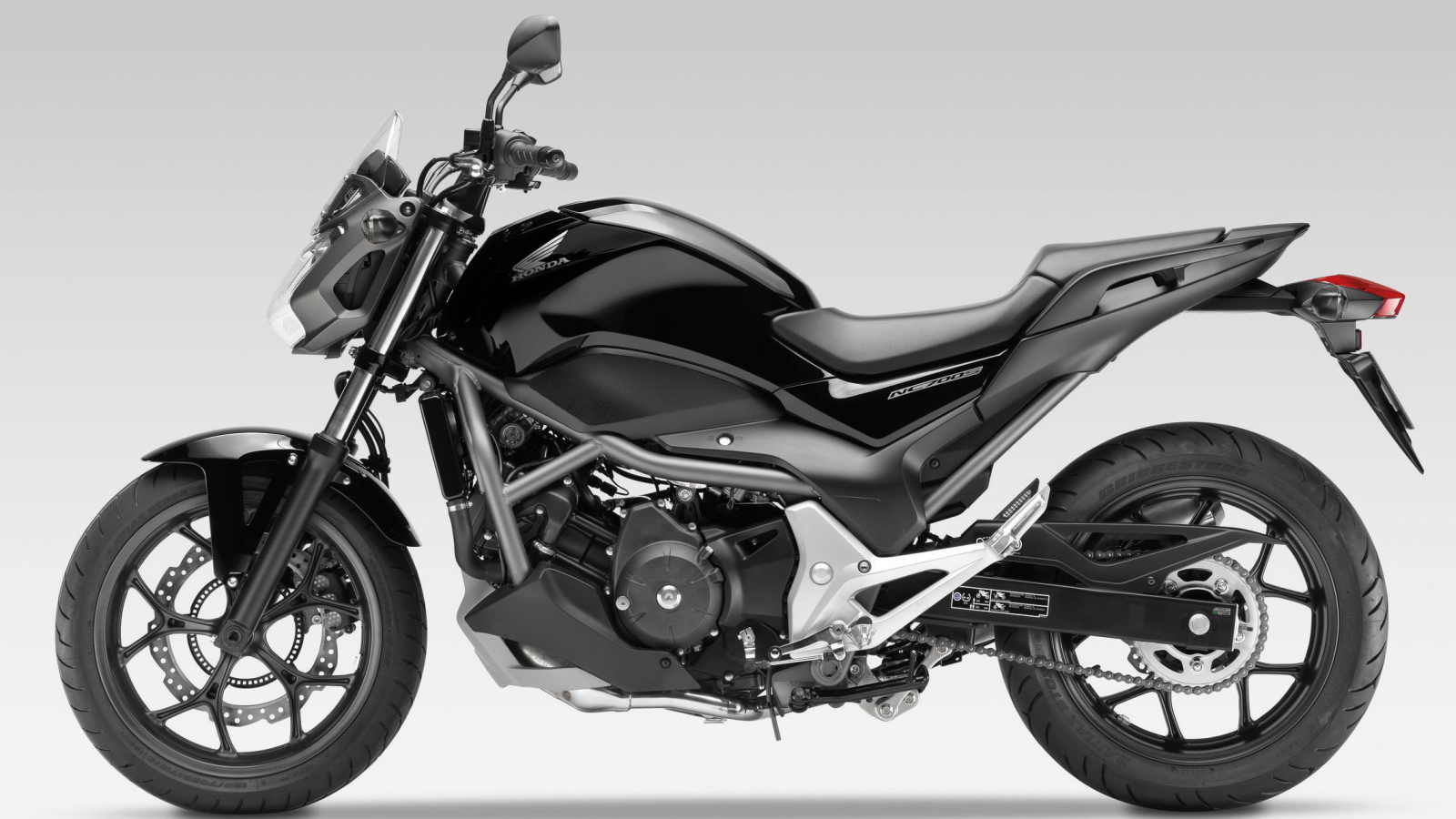 Мотоцикл модели Honda NC 700 S