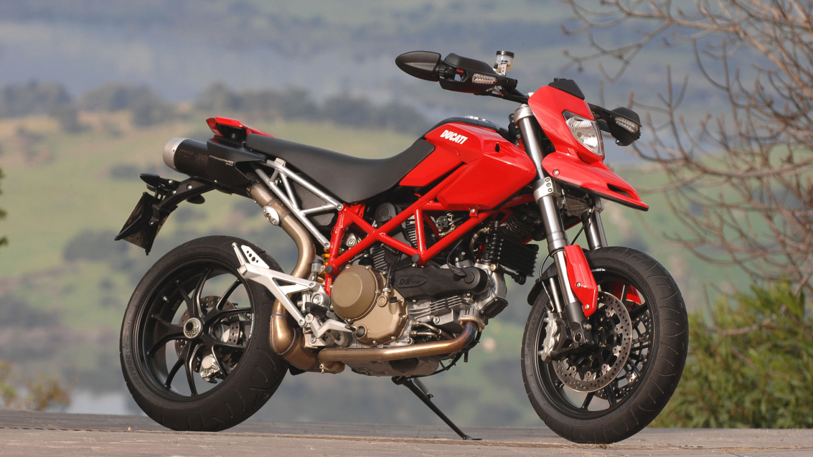 Невероятный мотоцикл Ducati Hypermotard