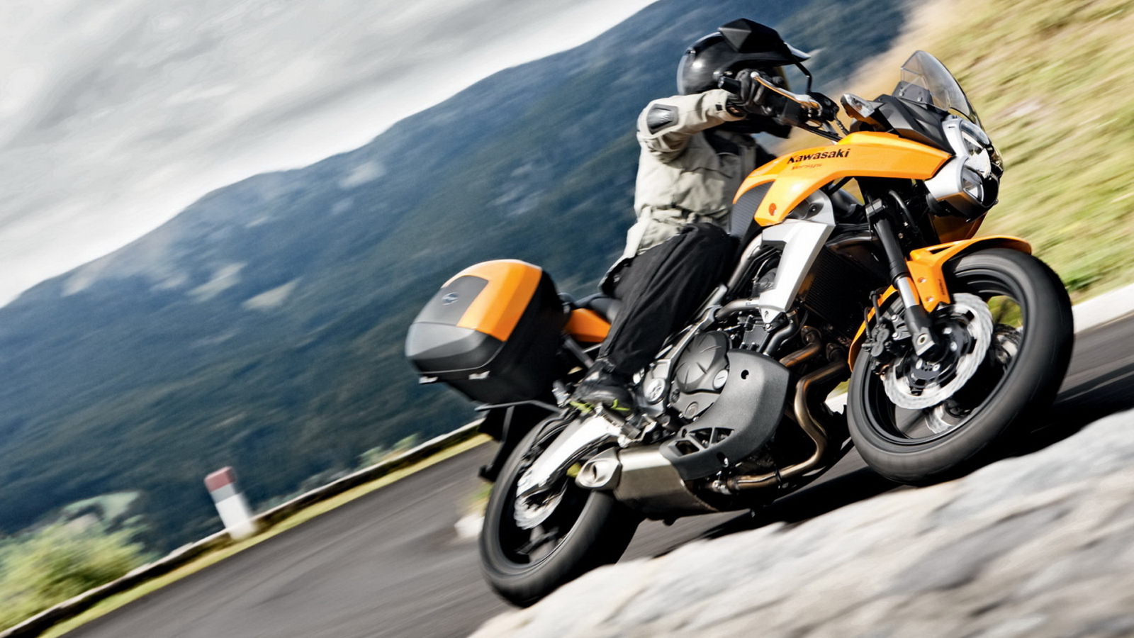 Невероятный мотоцикл Kawasaki Versys