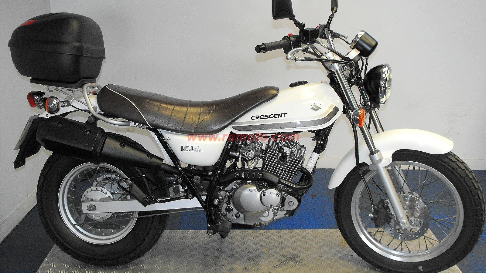 Невероятный мотоцикл Suzuki RV 125