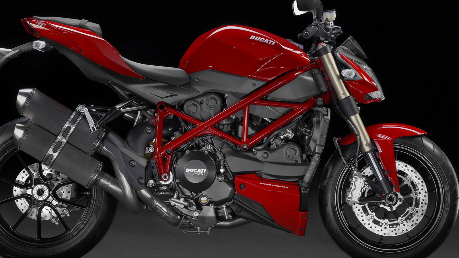 Невероятно быстрый мотоцикл Ducati Streetfighter 848