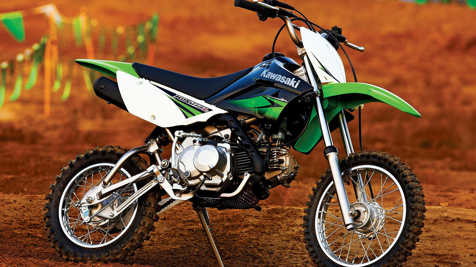 Невероятно быстрый мотоцикл Kawasaki KLX 110